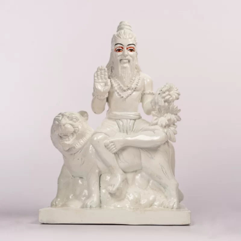 Statue of Gorakkar-White Finish - Image 2